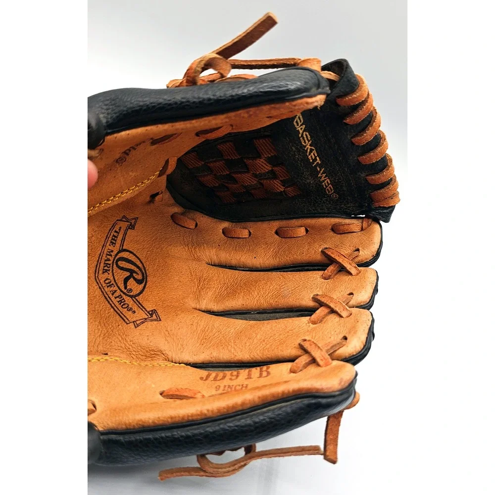 Rawlings 9 inch‎ JD9TB Youth gloves